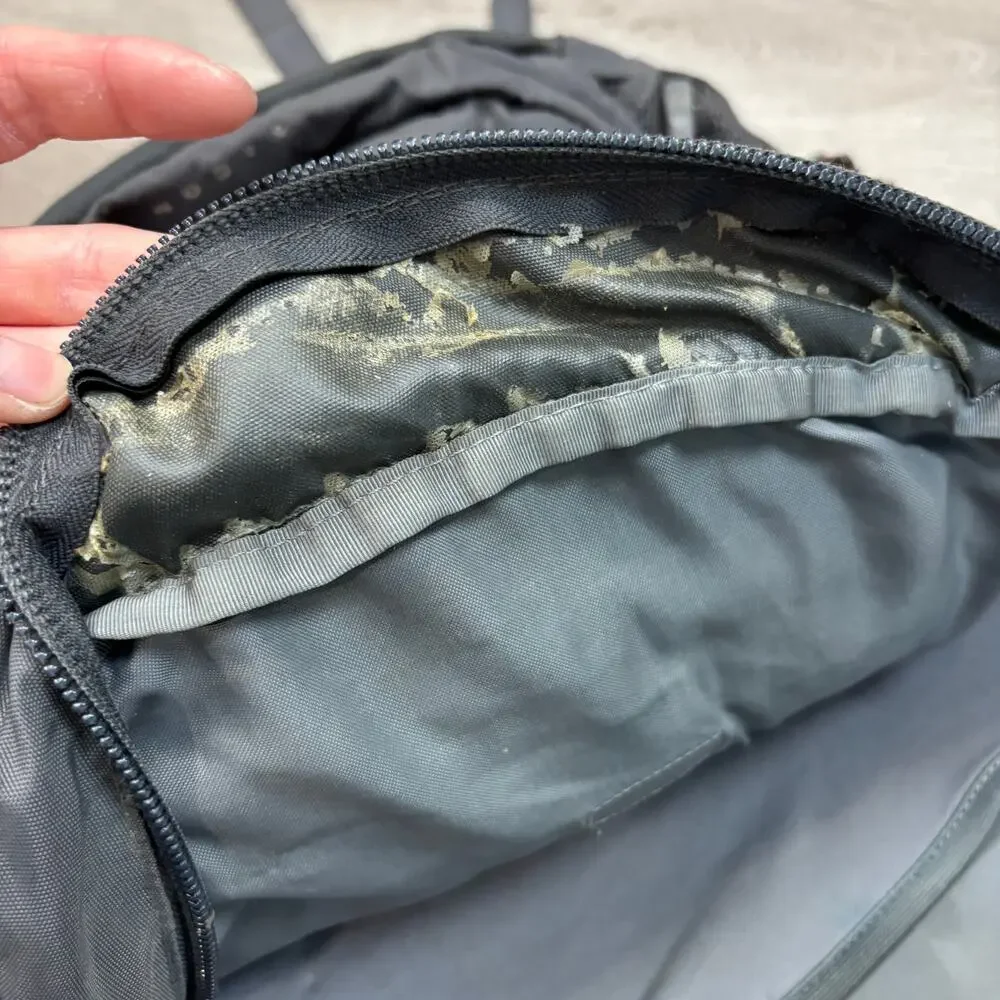 Rare The North Face TNF Recon Daypack Backpack Hiking Gorpcore